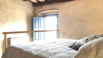 3 chambres, fer et planche Ă repasser, Wi-Fi, draps fournis