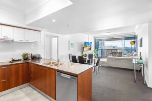 Interior - Chevron Renaissance Ocean View (Surfers Paradise)