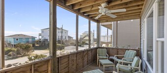 Rummeligt hjem m / havudsigt i stille ende af øen