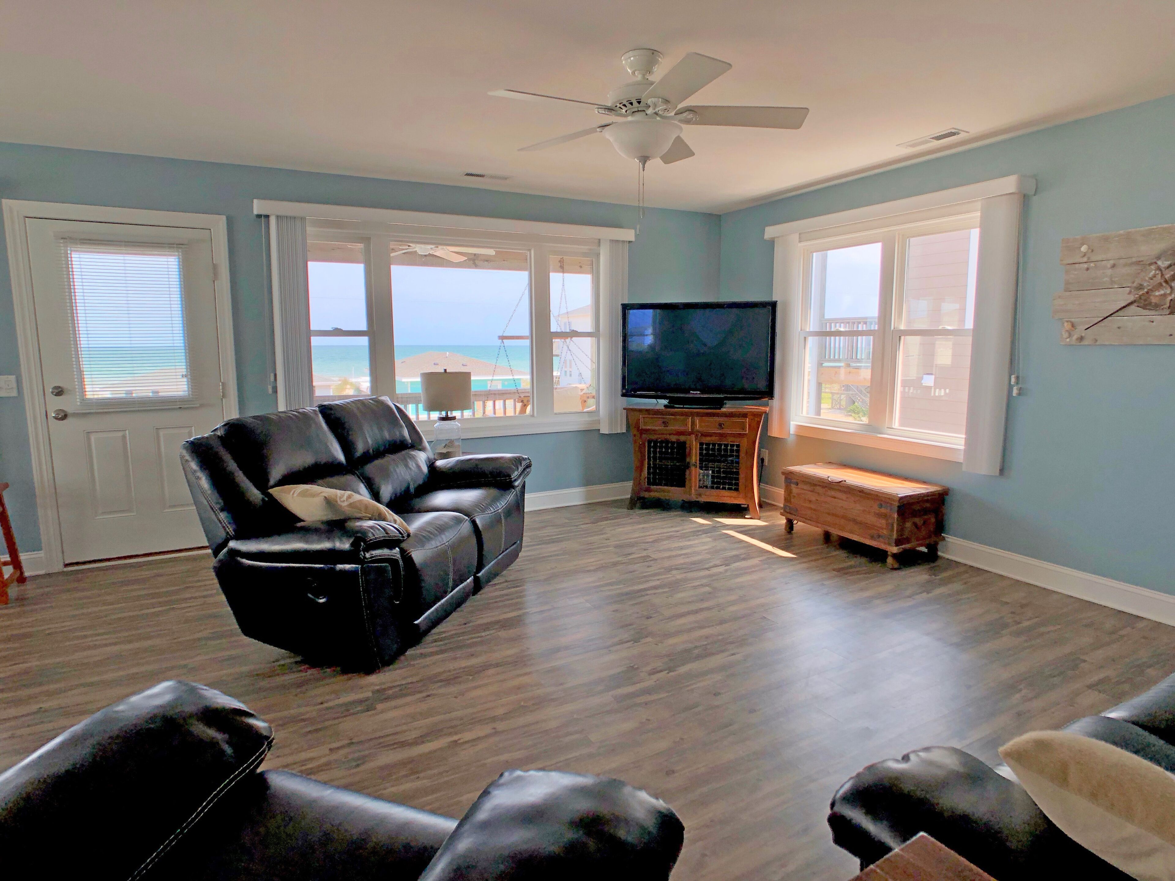 智能電視、DVD 播放機