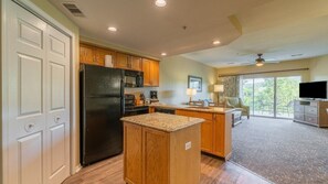 Interior - Wyndham Branson at The Meadows - 2 Bedroom Condo (Branson)