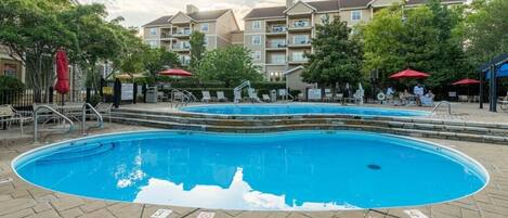 Innenpool, beheizter Pool