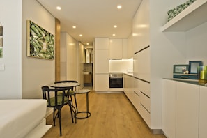 Fridge, microwave, oven, dishwasher