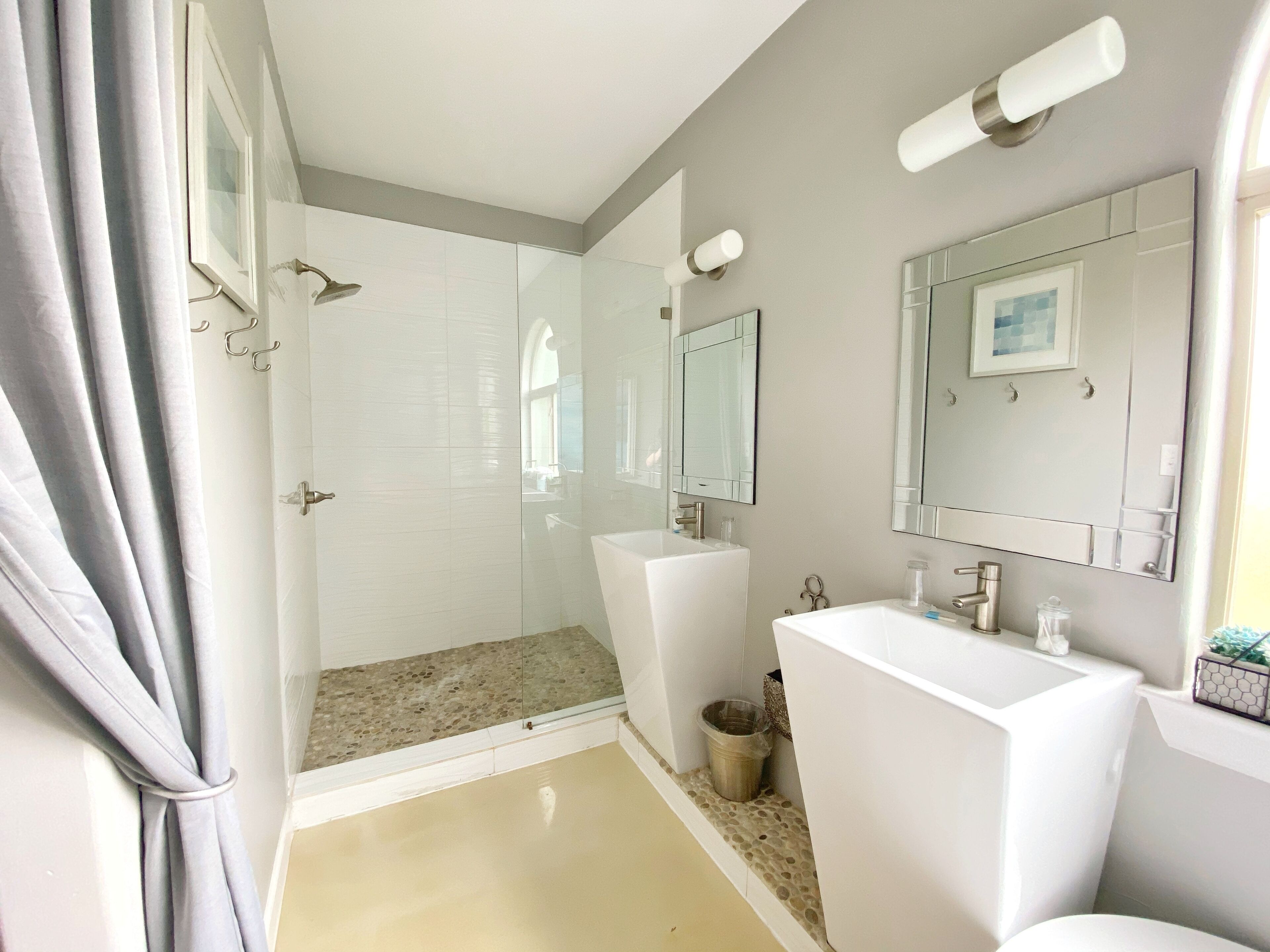 Bathtub, hair dryer, towels, soap