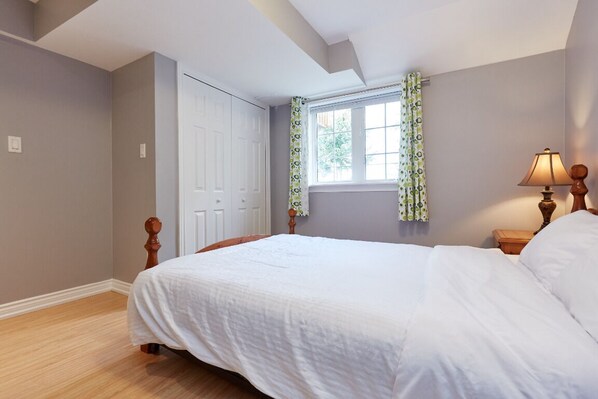 2 bedrooms, in-room safe, iron/ironing board, WiFi