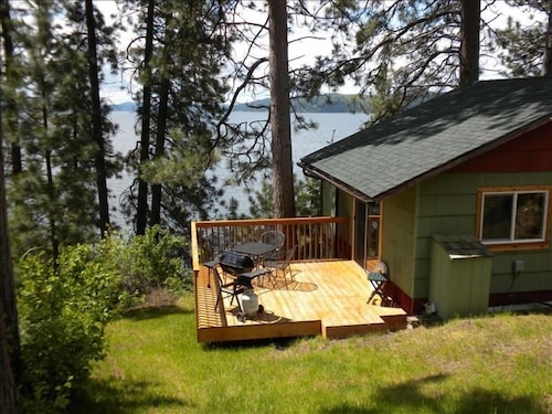 **Turner Bay Chalet** a Charming Rustic Cabin on the Lake!