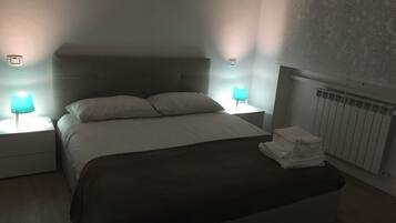 1 Schlafzimmer, Bügeleisen/Bügelbrett, Reisekinderbett, WLAN