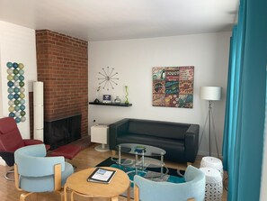 Smart TV, fireplace, DVD player, music library