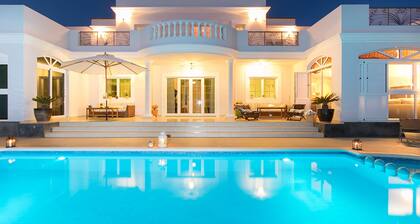 COSTA GOLF VILLA IN COSTA TEGUISE