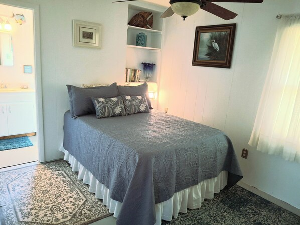 3 chambres, bureau, Wi-Fi gratuit, draps fournis