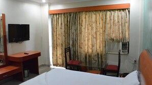 Chambre Supérieure, 1 lit double, vue ville | Salle de séjour
