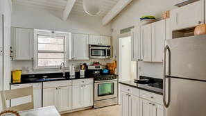 Microwave, oven, stovetop, coffee/tea maker