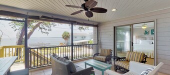 Direct Ocean Front, Private Pool, 100 steps to Lighthouse