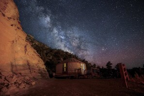 Exterior - Yurt #4 Near Bryce & Zion w/ Stargazing & 2 Kings (Orderville)