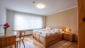 3 Schlafzimmer, Internetzugang, Bettwäsche