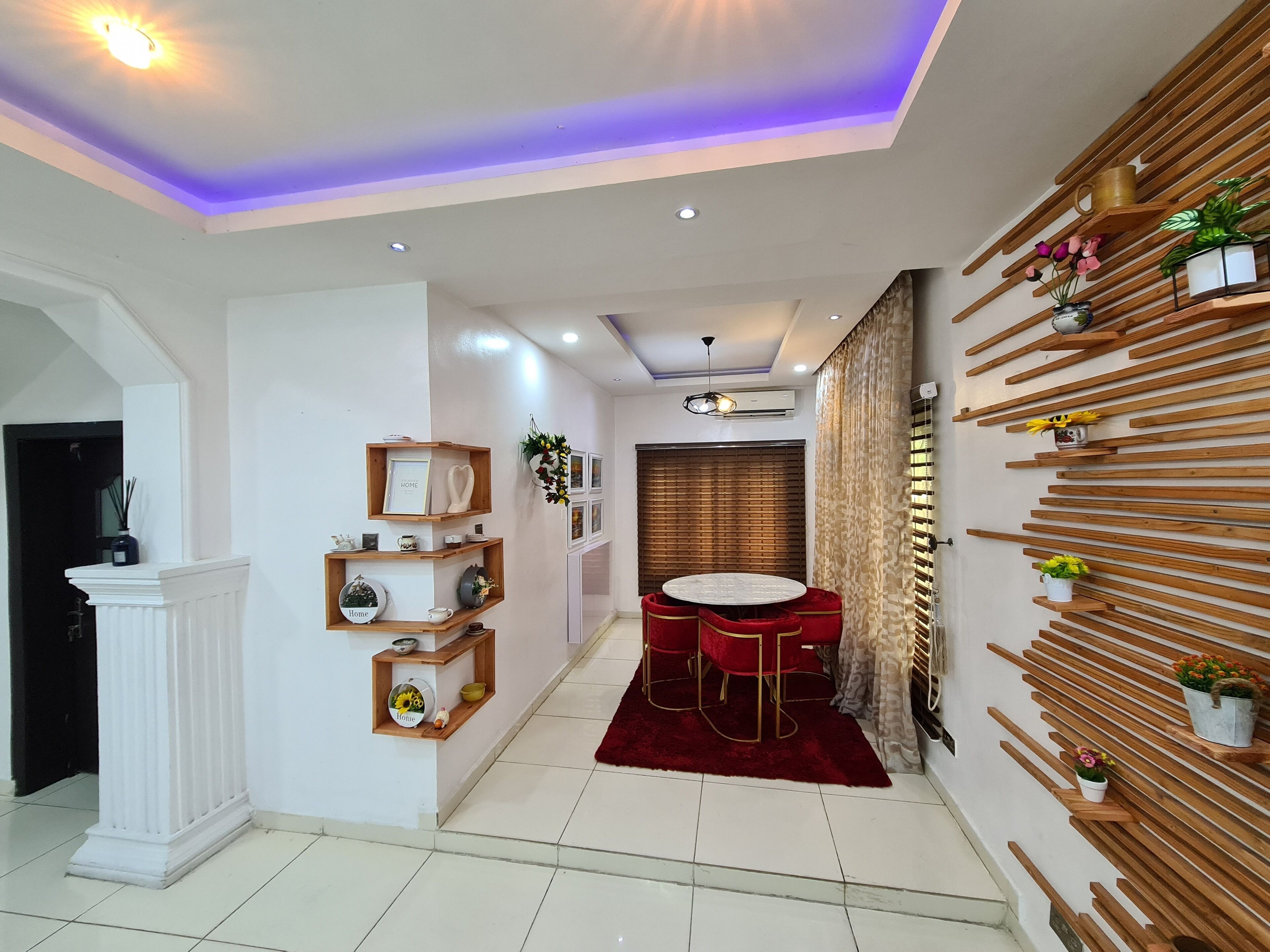 Apartment, 3 Bedrooms, Beach View | In-room dining