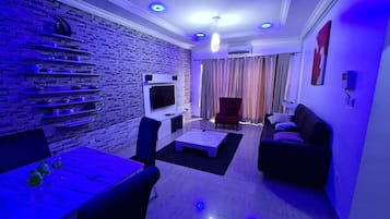 Executive Apartment, 2 Bedrooms | Living area