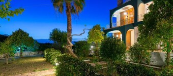 3 Bedroom Peaceful Villa - "Villa Marianna B"