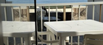 M177 - Marcelli, bilocale in centro e fronte mare