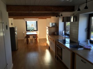 Køleskab, mikrobølgeovn, ovn, opvaskemaskine