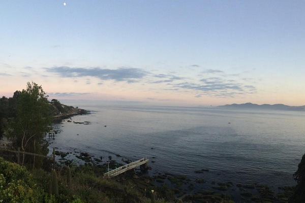 Departamento en Horcn. Vista al mar.