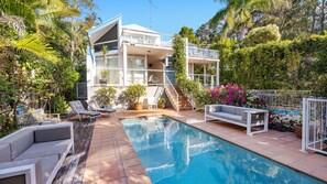 Pool - Stunning Noosa - Hinterland Views - Unit 2 Shearwater, 6 Bayview Road (Noosa Heads)