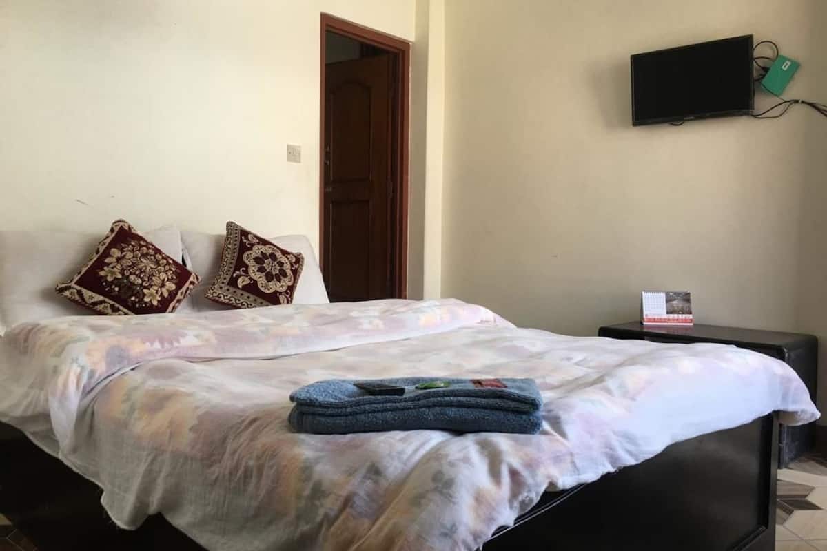 Rollaway beds, free WiFi