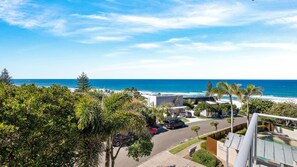 Property grounds - Sunshine Beach Penthouse with Beach Views - Unit 9/21 Park Crescent (Sunshine Beach)