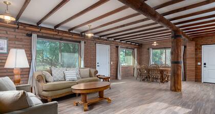 Ranch House rénovée sur 3 acres avec installations pour chevaux