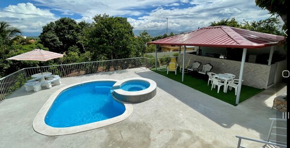 Piscina externa