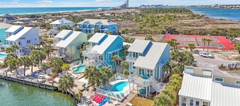 Luxe Gulf House met BEIDE toegang tot strand en baai. Prive strand!