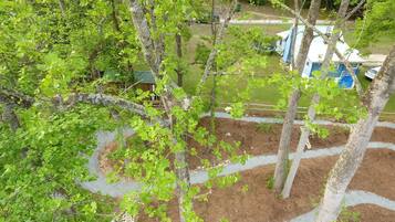 Enceinte de lâhĂ©bergement