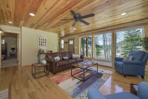 TV, fireplace, books - Trout Haven - Ntl. Forest Access & World Class Fishing! (Lake George)