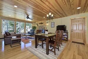 Interior - Trout Haven - Ntl. Forest Access & World Class Fishing! (Lake George)