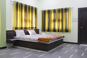 Luxury Room | Free WiFi