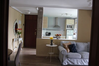 COZY APARTMENT WITH ONE MINUTE OF METRO MONTEQUINTO, D. H