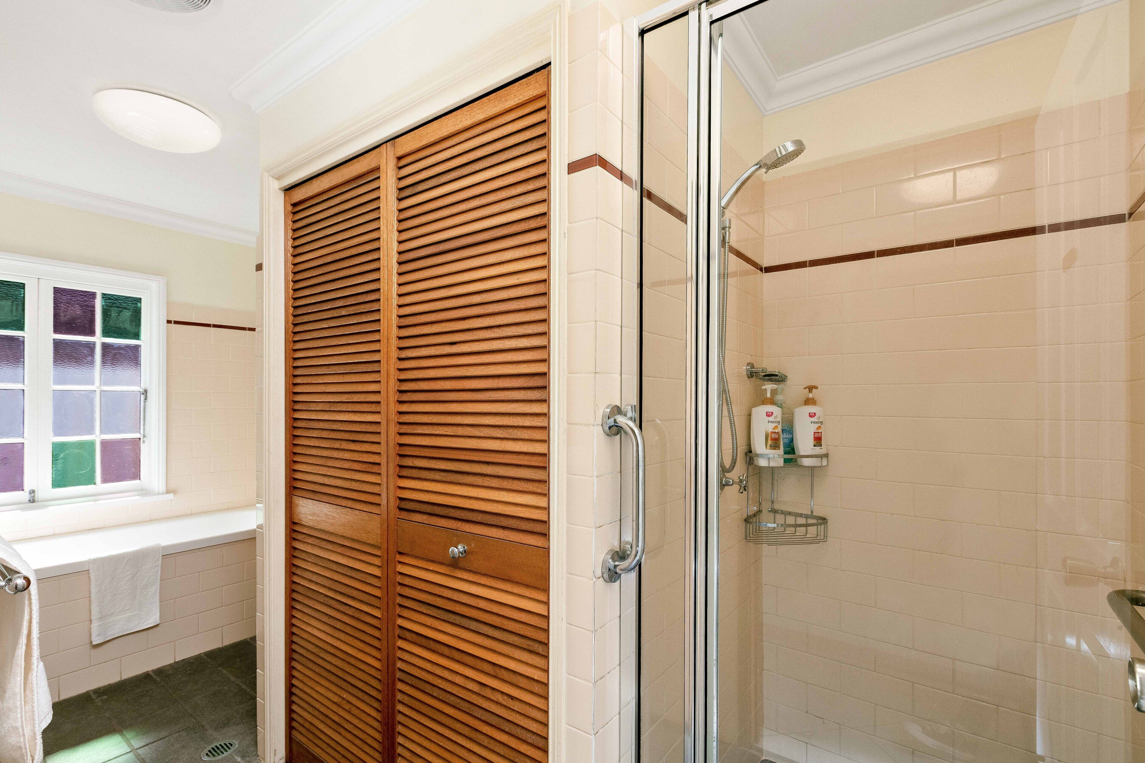 Cairns central  walking Distance \"Town House\" — image 15