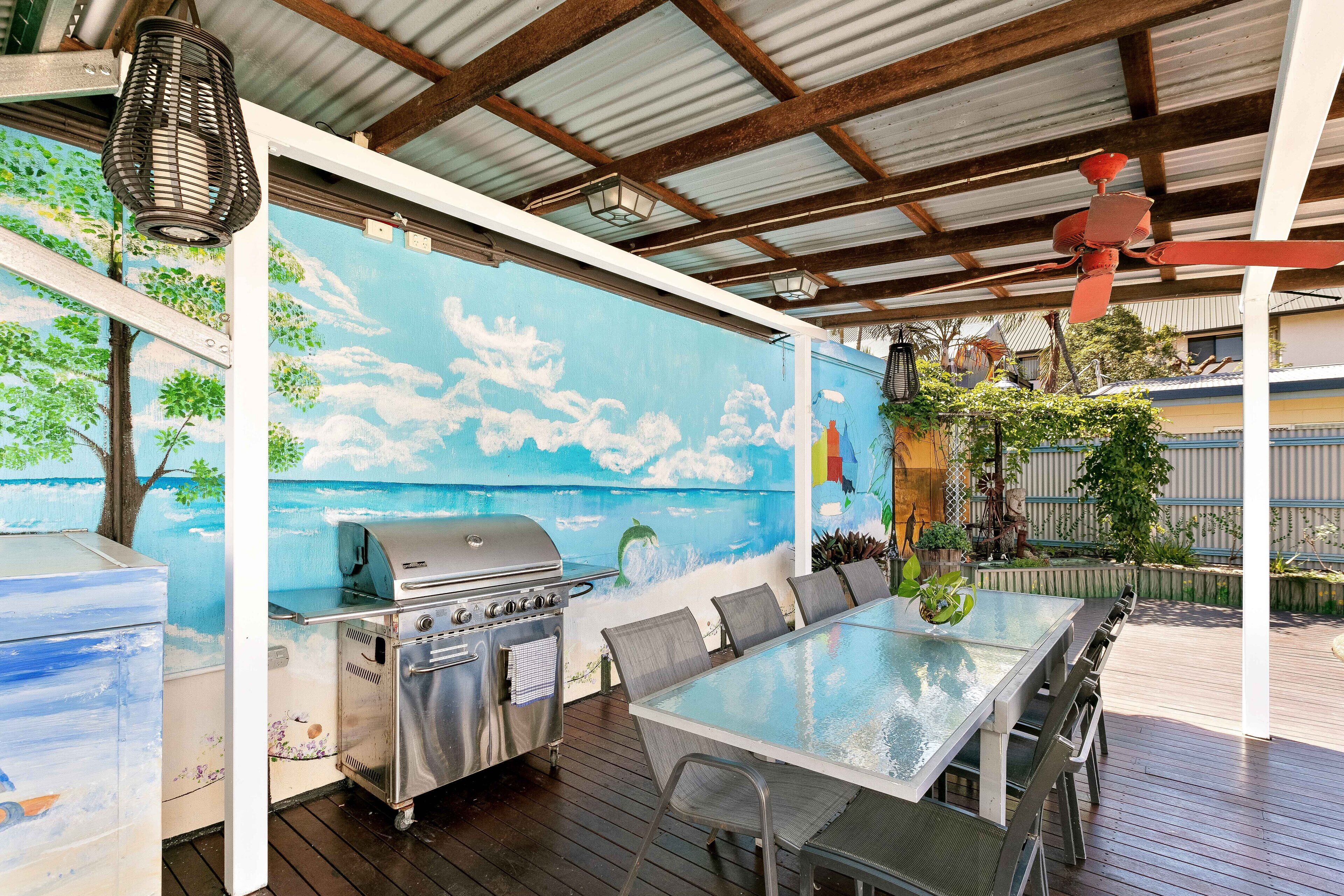 Cairns central  walking Distance \"Town House\" — image 17