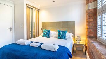 1 bedroom, iron/ironing board, internet