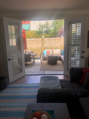TV, fireplace, DVD player