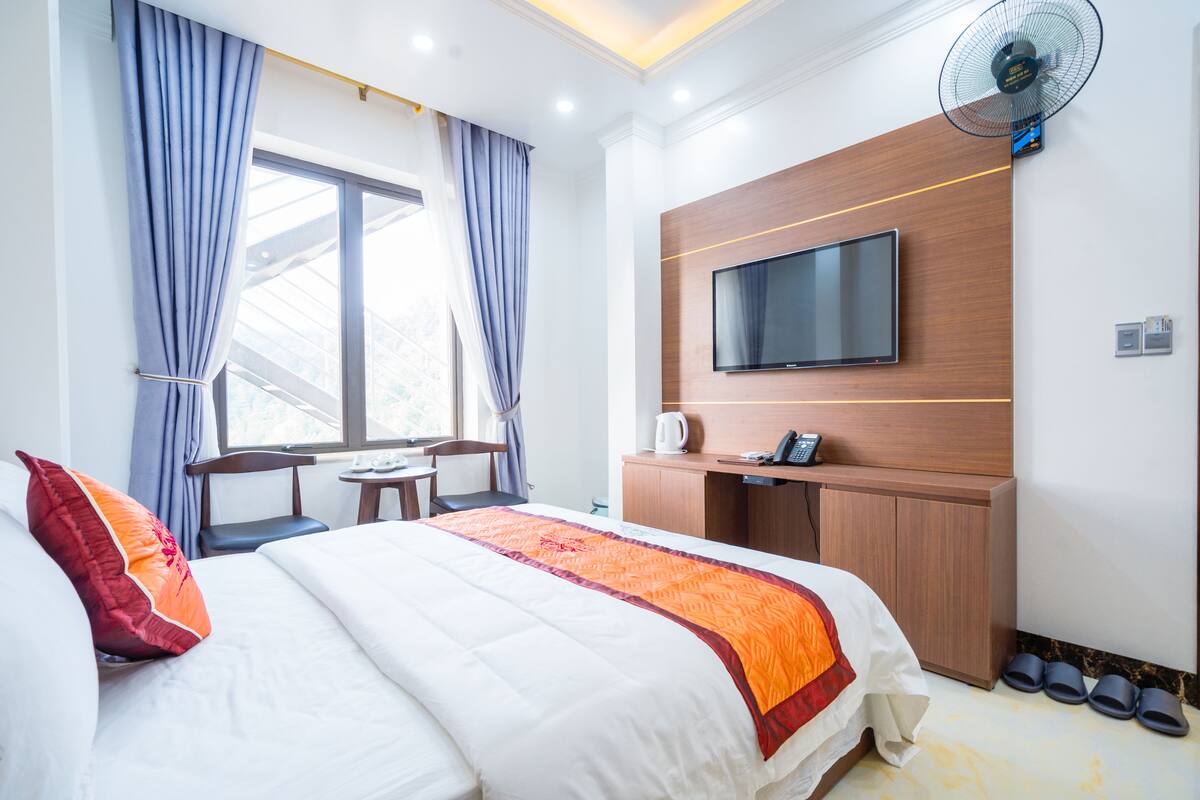 Quarto casal standard | Frigobar, escrivaninha, quartos à prova de som, Wi-Fi de cortesia