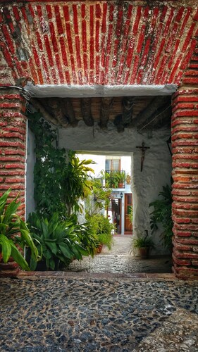 White House Frigiliana