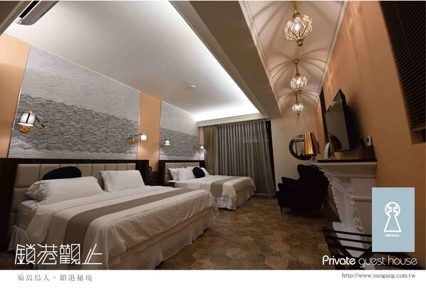 Premium bedding, minibar, desk, laptop workspace