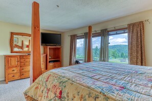 4 chambres, fer et planche à repasser, Wi-Fi, draps fournis