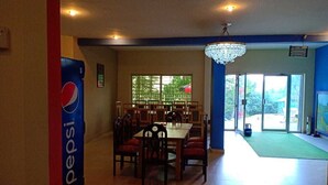 Interior entrance - Hotel Alazeem (Abbottabad)