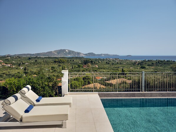 Alberca al aire libre