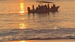 A boat on calm waters during sunset. - Your Comfortable, Safe, Updated Villa Retreat for 2 to 6 Guests in Playa Hermosa (Playa Hermosa)