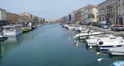 DUPLEX VERY NEAR THE GRAND CANAL AND ITS SOUTHERN JUST.