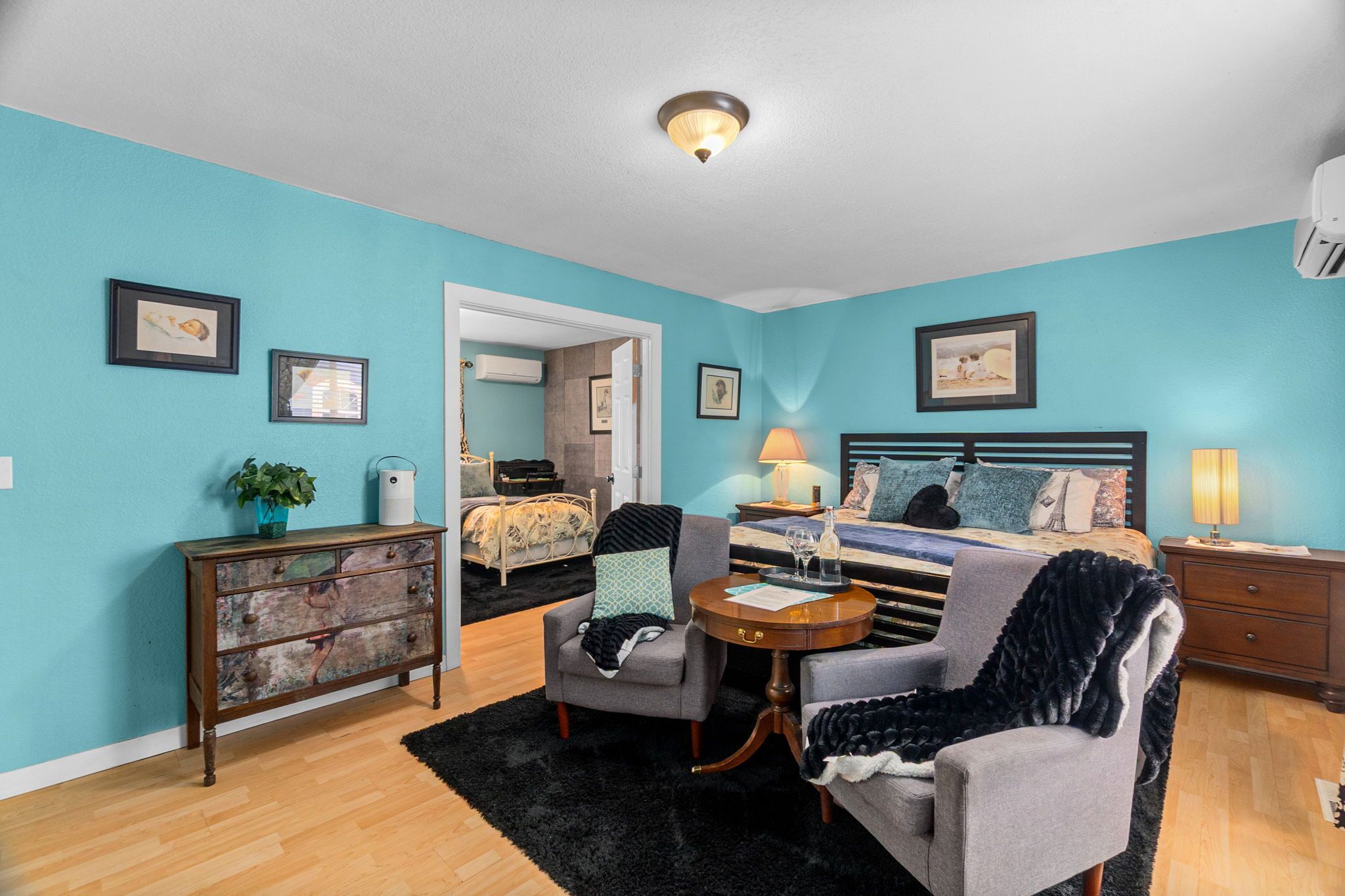 2 chambres, fer et planche à repasser, Wi-Fi gratuit, draps fournis