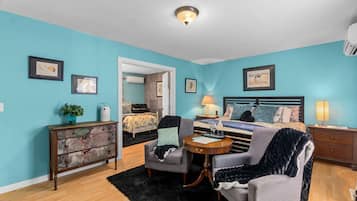 2 chambres, fer et planche à repasser, Wi-Fi gratuit, draps fournis